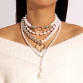 Collar de perlas de varias capas con cuentas plateadas y colgante de corazón - Estilo de Set de Perla Mix de Cuatro Capas (28566-white)