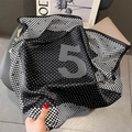 Pañuelo de seda estilo francés con lunares blancos y negros y diseño de número cinco - Lunares Blancos Sobre Fondo Negro (ZC-310)
