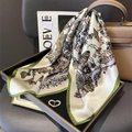 Vintage silk scarf with floral and butterfly prints and a heart-shaped rhinestone ring - 65*65cm / Green Edge Floral(ZC-287)