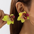 Macro-opname van grote 3D-orchideeënoorbellen met realistische kleurverloop en details - Geel Verloop (Oorbellen)