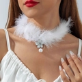 Collana girocollo di piume bianche con ciondolo a fiore blu e pendente di perla - Stile Pendente Fiore Piuma Bianca (28354-nek-white-1-EP)