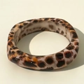 Top view of square resin leopard print bangle with glossy finish and tortoiseshell pattern - Tricolor Leopard Rounded Square Style (31633-bra-bo)