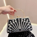 Elegante borsa da sera nera con strass scintillanti a ventaglio e manico dorato - Nero