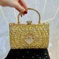 Elegante pochette da sera dorata con strass gialli e manico in metallo - Oro