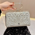 Borsa da sera argento con perle bianche e strass con elegante motivo a pavone - Argento