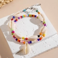 Set di cavigliere bohémien con perline colorate e conchiglie su pietra bianca - Set da 2 Pezzi Multicolore (29469-6)