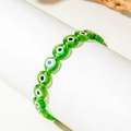 Bracciale elastico bohémien con perline occhio del male in resina verde smeraldo - Verde (30505-bra-green)