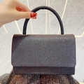 Elegante bolso de noche negro con purpurina y asa rígida para fiestas formales - Negro