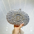 Pochette da sera ovale argento con strass incastonati e motivo floreale - Grigio Argento