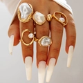 Barock-Perlenring-Set mit goldenen geometrischen Ast-Designs und Metall-Textur am Finger - Fashion unregelmäßige Kunstperlen 5-teiliges Set (30326-ring-G)