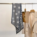 Detail of double-sided silk scarf featuring houndstooth, floral patterns and leopard print - Houndstooth & Leopard
