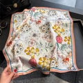 Pañuelo cuadrado de seda de morera con elegante estampado floral y bordes de color - Pañuelo Cuadrado Pequeño Floral Vintage (ZS-569) / Beige