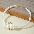 Collier en corde blanche nouée avec anneau doré élégant et chaîne réglable - Style Anneau Blanc Or (30627-nek-white-1-EP)