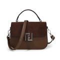 Sac à main marron en cuir et daim avec boucle en métal argenté sur fond blanc - Marron