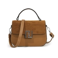 Sac selle en patchwork de daim marron et cuir avec boucle métallique argentée - Marron
