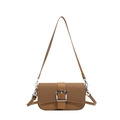 Sac bandoulière marron en patchwork de toile et cuir avec une boucle argentée chic - Kaki