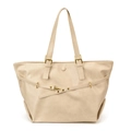 Bolso tote vintage de cuero sintético crema con hebilla decorativa y herrajes dorados - Blanco