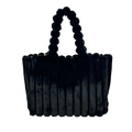 Borsa tote nera in pelliccia sintetica con strisce e manico a pompon per l'autunno-inverno - Nero