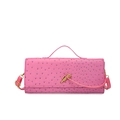 Sac à main rose élégant motif autruche avec ferrures dorées et bandoulière - Rose