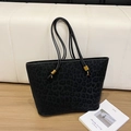 Chic black leopard print tote bag featuring long shoulder straps and gold hardware accents - Black (Without Pendant)