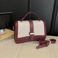 Quilted crossbody bag with burgundy and beige patchwork and adjustable strap - White and Red