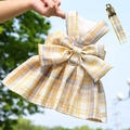 Conjunto de arnés tipo vestido a cuadros amarillos con lazo y correa para perros - M (Pecho 40cm, Largo de Espalda 30cm) / Estilo Vestido / Cuadros Amarillo Blanco