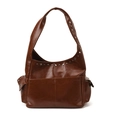Grand sac fourre-tout vintage en cuir marron avec rivets et large bandoulière - Marron