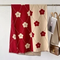 Bufanda de punto con diseño floral y flecos, elegante chal pashmina cálido para mujer - Rojo