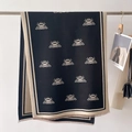 Dikke winter sjaal in donkerblauw met bijen jacquard patroon en kwastjes rand - Beige-Zwart