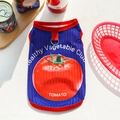 Detail der blauen Hunde-Netzweste mit Tomatendruck und metallenem D-Ring für die Leine - S (Brustumfang 35cm) / Tomaten Weste