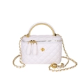 Sac boîte blanc matelassé avec logo camélia doré et poignée métallique chic - Blanc