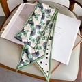 Sciarpa in seta a pois con foglie di ginkgo verdi su sfondo beige chiaro - 15*150cm / Ginkgo Pois - Bordo Verde (FX-269)