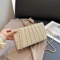 Elegante pochette da sera con perle, strass scintillanti e catena dorata sottile - Beige (Motivo a Strisce Verticali-5009)