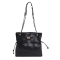 Borsa tote nera in camoscio trapuntato con motivo a rombi e catena dorata - Nero