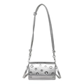 Bolso bandolera plateado metalizado con detalles de ojales y correa de hombro ajustable - Plateado