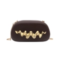 Clutch marrone scuro opaca con dettaglio a onde dorate e tracolla a catena - Marrone