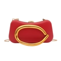 Pochette de soirée rouge élégante avec poignée en C dorée et bandoulière chaîne - Rouge