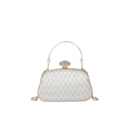 Silberne Abendtasche mit Kettengurt, Diamantverschluss und goldenem Griff für Damen - Silber