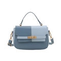 Borsa Kelly alla moda in blu a contrasto, pelle opaca e chiusura girevole dorata - Blu