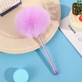 Penna a sfera creativa con pompon viola peluche e fusto con motivo a pois bianchi - Penna Pompon Pois Viola