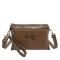 Borsa a tracolla marrone scuro testurizzata intrecciata con fiocco in metallo e zip - Marrone
