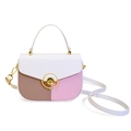 Borsa a scatola patchwork tricolore bianca, marrone e rosa con chiusura ad anello oro - Bianco