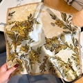 Elegant 53cm silk scarf with vintage floral patterns and champagne gold satin borders - 53*53cm / Beige