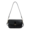 Schwarze Schultertasche aus genarbtem Leder mit Lackbesatz und goldener Schnalle - Schwarz