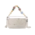 Bolso de mano octogonal plateado con asa de cuentas de colores y correa de cadena de plata - Plateado