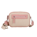 Borsa a tracolla beige e rosa stile fotocamera con ampia cinghia in tessuto - Rosa