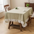 Mantel de lino beige con bordes de volantes blancos sobre mesa de madera en hogar acogedor - 140*100cm / Verde Turquesa