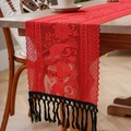 Runner da tavolo vintage in pizzo rosso con ricami floreali e nappe nere - 30x45cm / Rosso