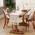 Runner da tavolo in pizzo bianco con motivi floreali traforati e nappe decorative - 30*45cm / Bianco Sporco