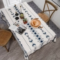 Tovaglia bohémien in cotone e lino con rombi blu e bordi decorati con nappe nere - 100*140cm / Argyle